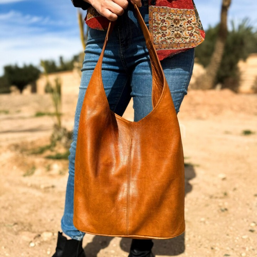 Moroccan Leather Shoulder Bag: Handmade Boho Tote - Zipper Closure